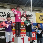 ストック表彰台 (2)